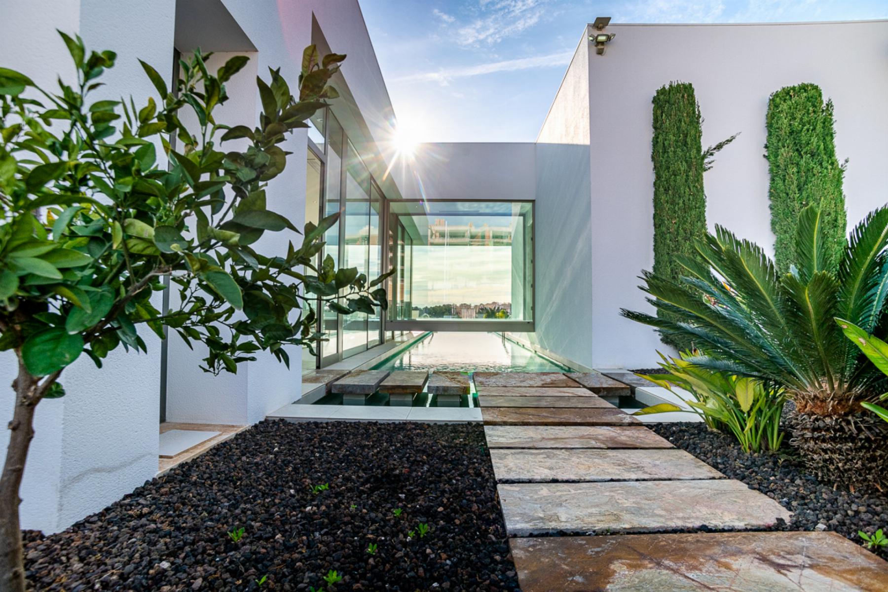 4 Bed, 2 Bath, HouseFor Sale, Orihuela Costa, Alicante