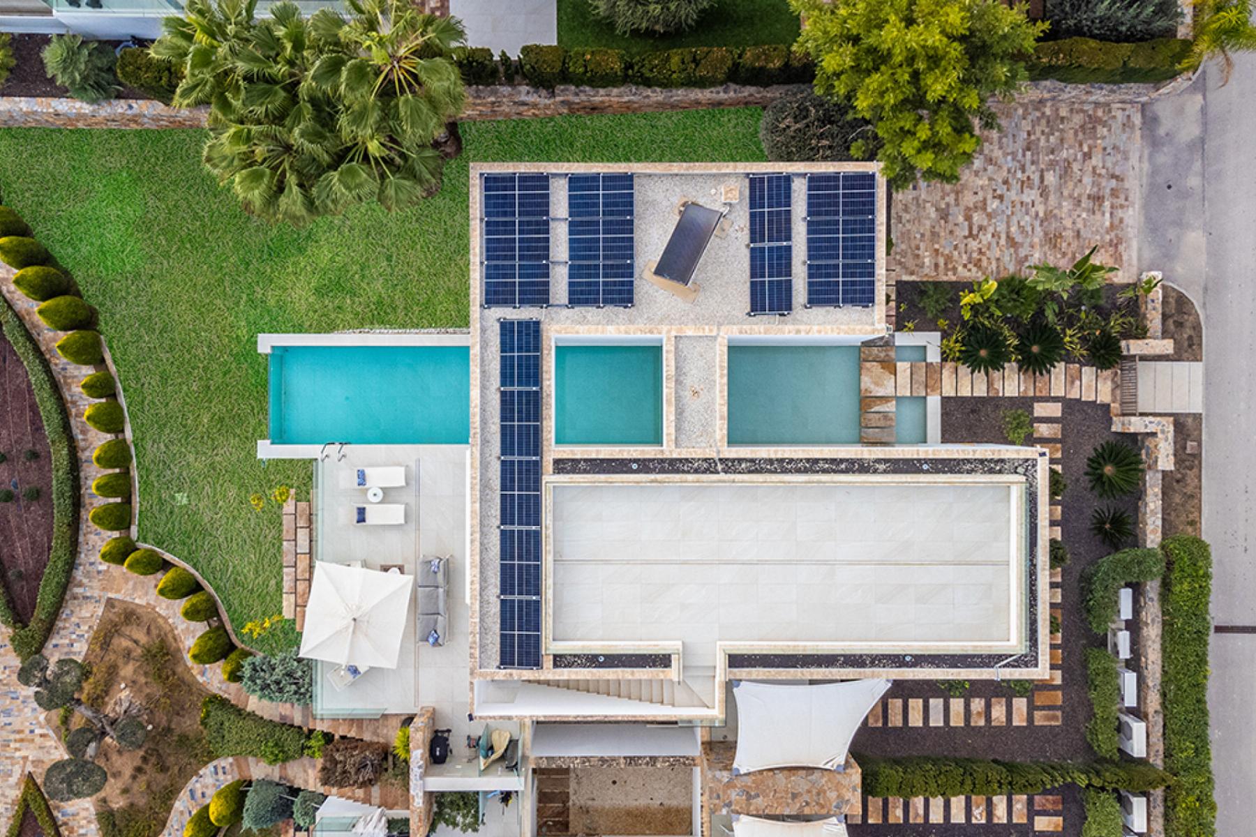 4 Bed, 2 Bath, HouseFor Sale, Orihuela Costa, Alicante