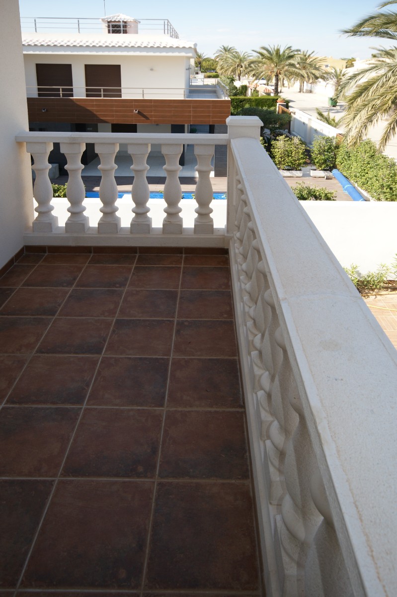 4 Bed, 5 Bath, HouseFor Sale, Cabo Roig, Alicante