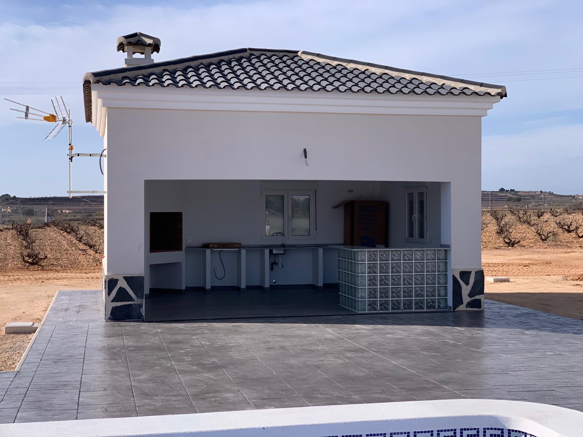 4 Bed, 3 Bath, HouseFor Sale, Pinoso, Alicante