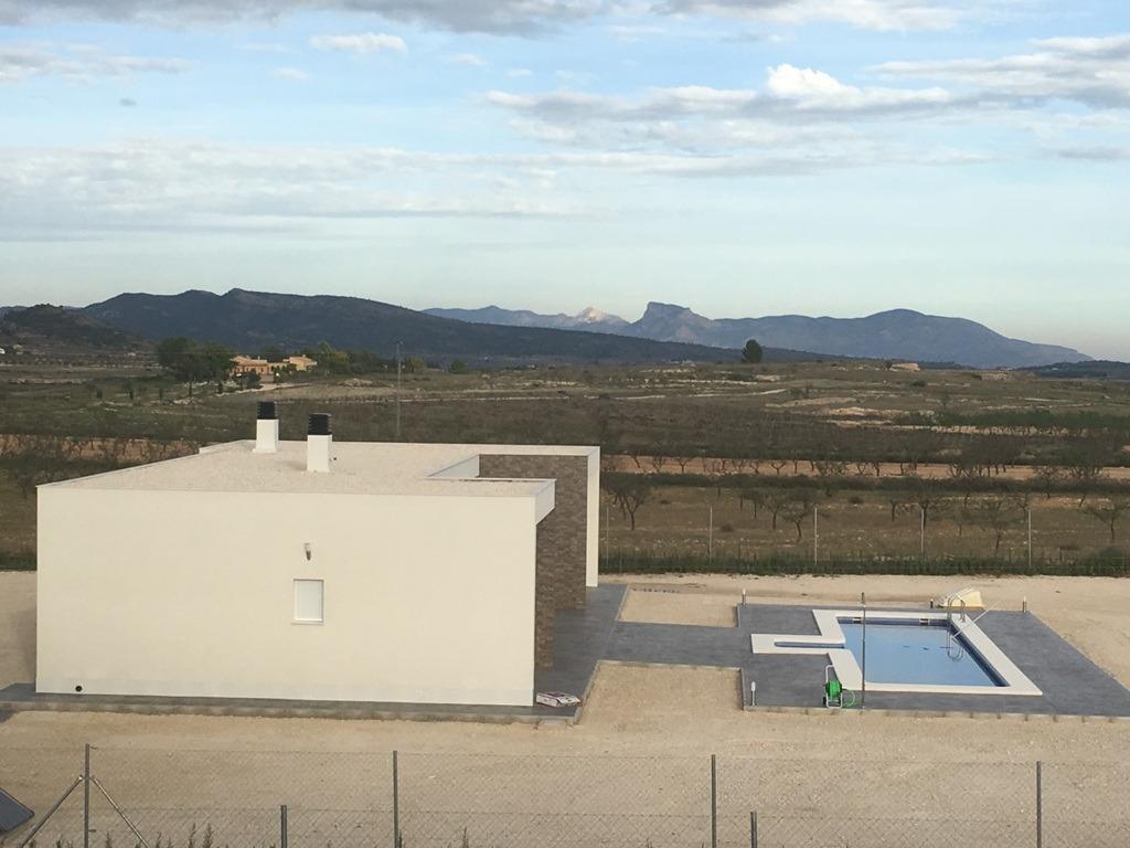 3 Bed, 2 Bath, HouseFor Sale, Pinoso, Alicante