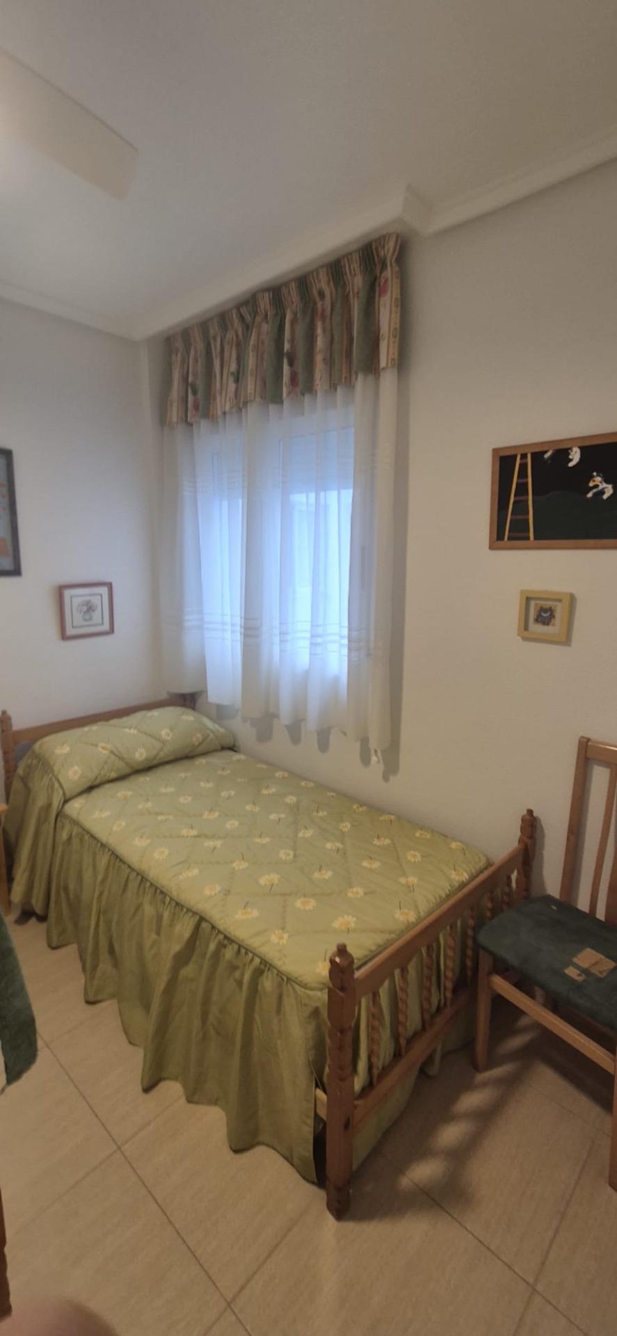 2 Bed, 1 Bath, ApartmentFor Sale, Torrevieja, Alicante