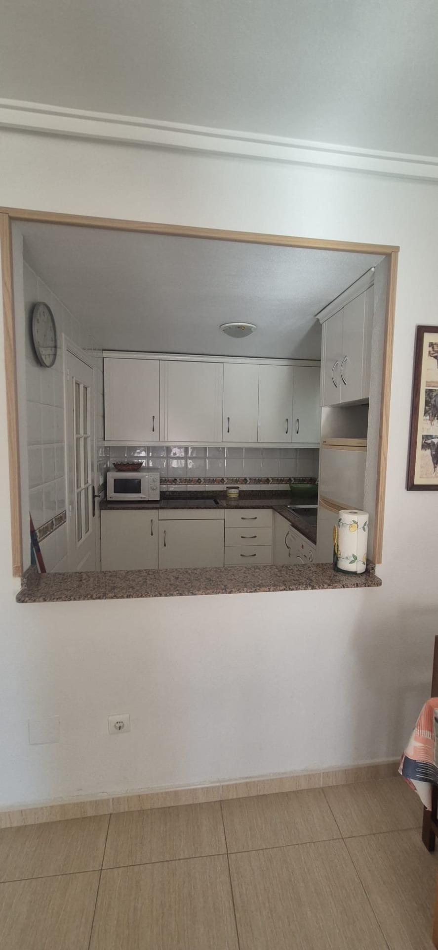 2 Bed, 1 Bath, ApartmentFor Sale, Torrevieja, Alicante
