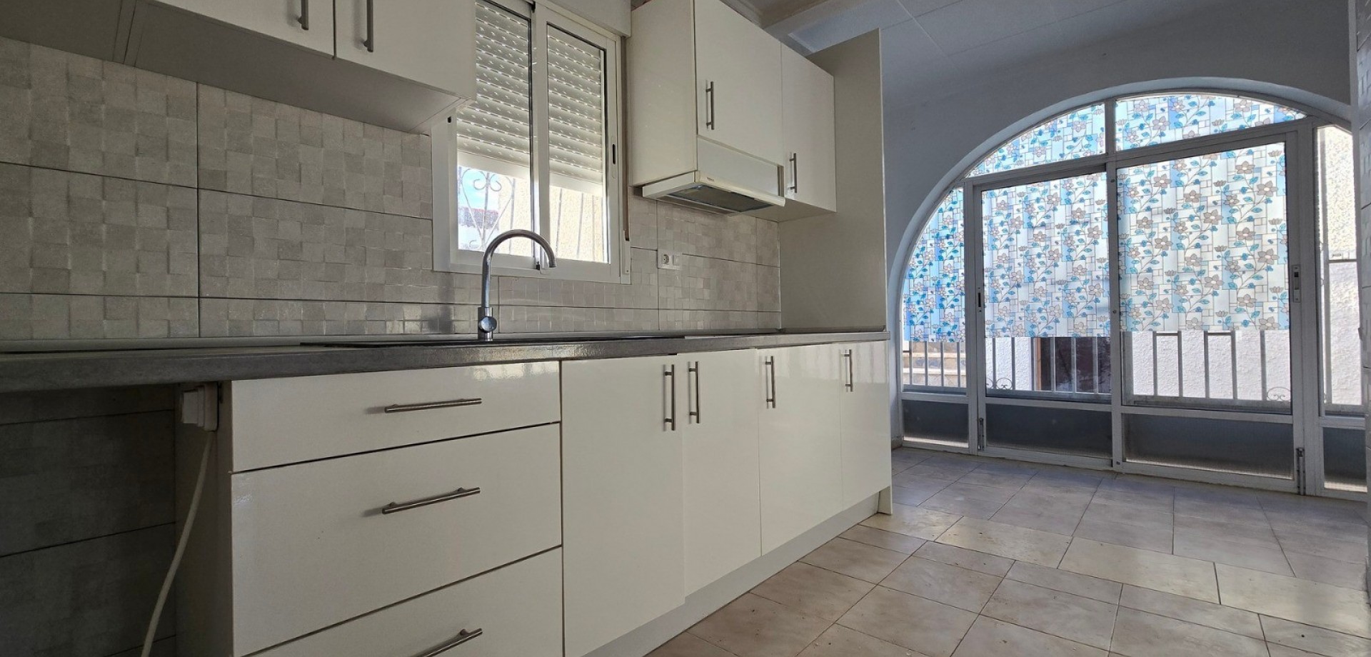 3 Bed, 1 Bath, HouseFor Sale, Torrevieja, Alicante