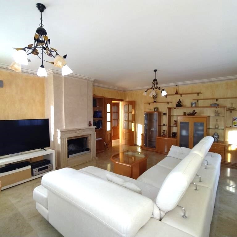 4 Bed, 2 Bath, HouseFor Sale, Orihuela, Alicante