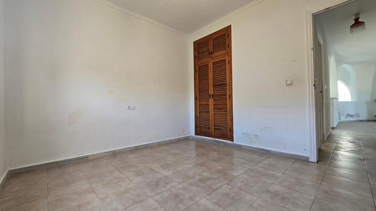 3 Bed, 1 Bath, HouseFor Sale, El Chaparral, Alicante