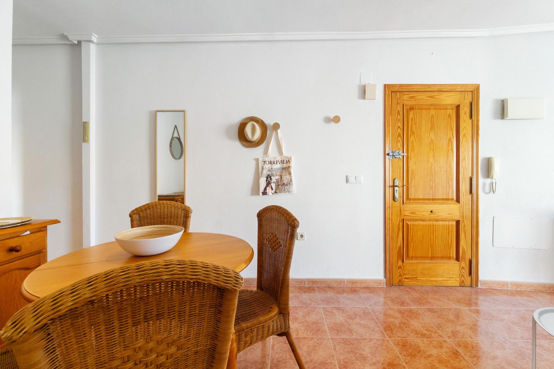 1 Bed, 1 Bath, ApartmentFor Sale, Torrevieja, Alicante