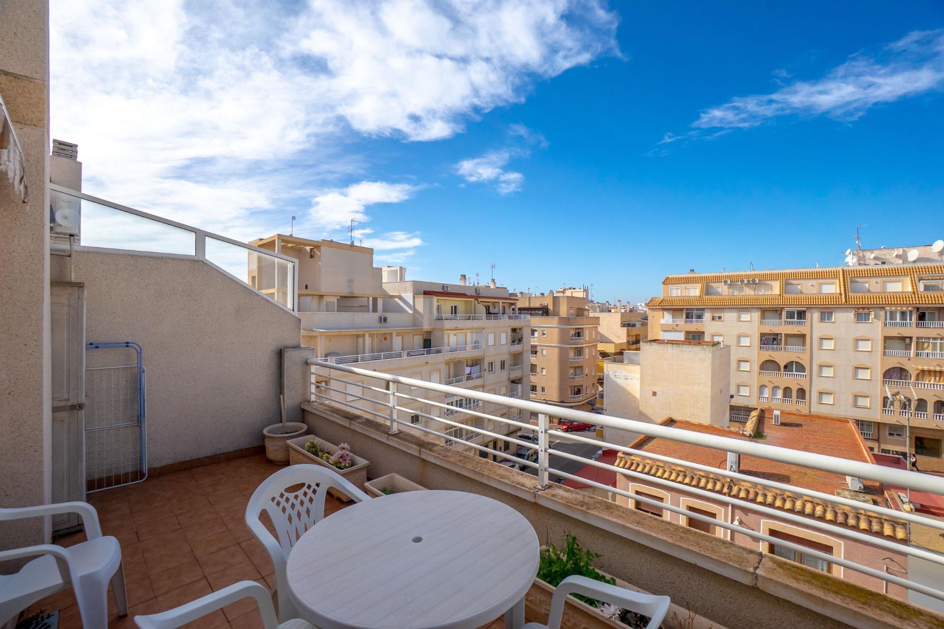 1 Bed, 1 Bath, ApartmentFor Sale, Torrevieja, Alicante