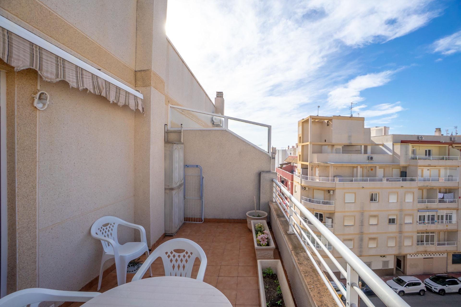 1 Bed, 1 Bath, ApartmentFor Sale, Torrevieja, Alicante