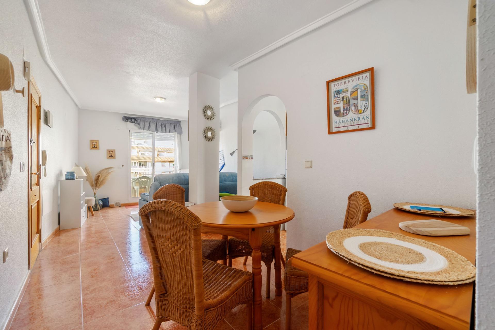 1 Bed, 1 Bath, ApartmentFor Sale, Torrevieja, Alicante