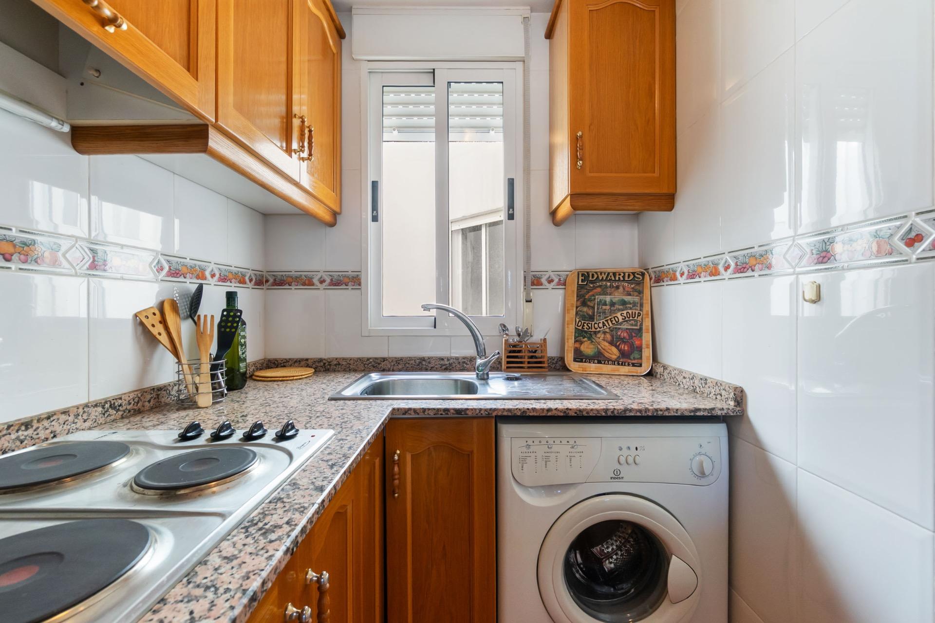 1 Bed, 1 Bath, ApartmentFor Sale, Torrevieja, Alicante