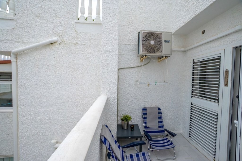 2 Bed, 1 Bath, HouseFor Sale, Torrevieja, Alicante