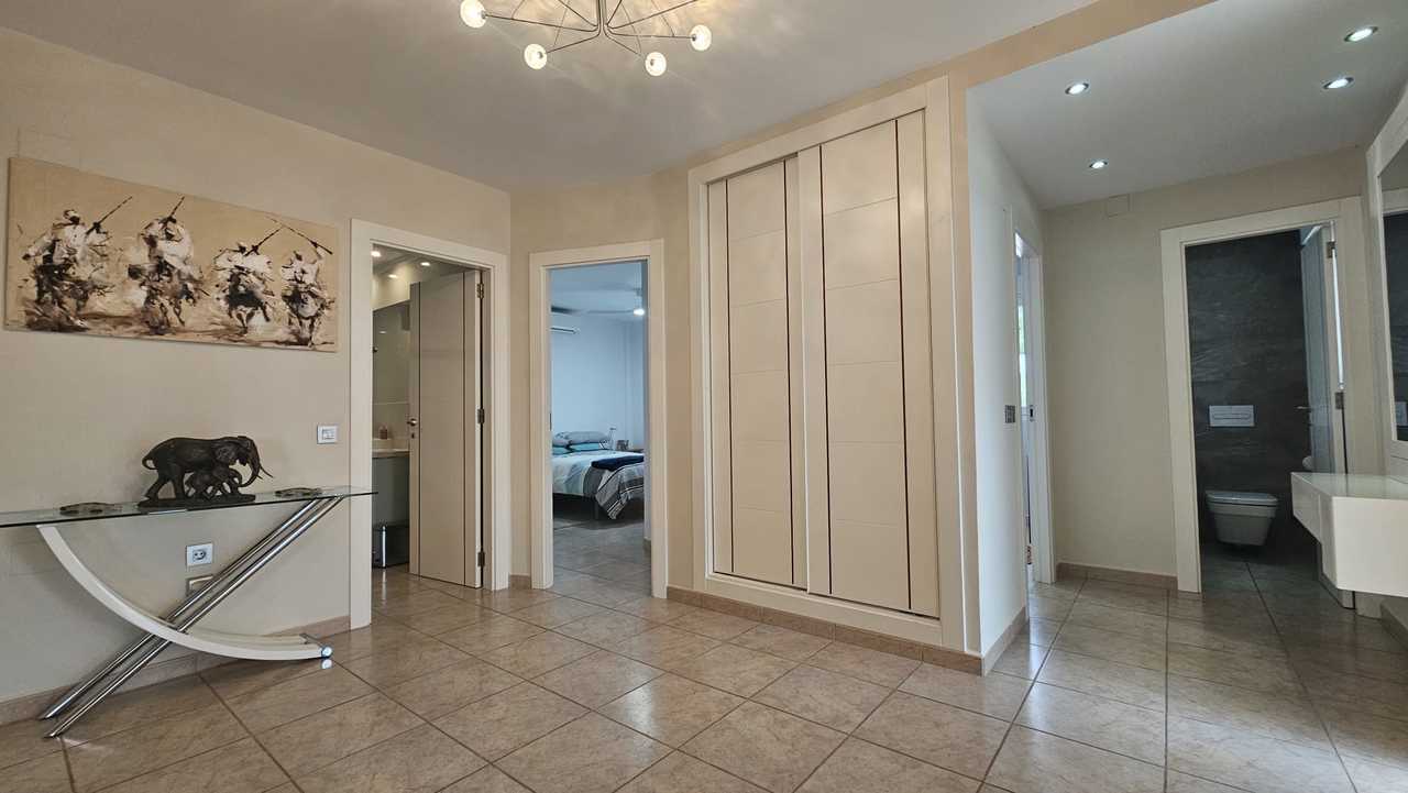4 Bed, 3 Bath, HouseFor Sale, Torremendo, Alicante