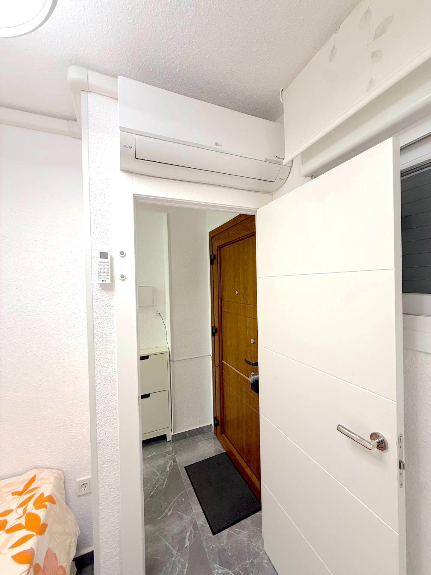 1 Bed, 1 Bath, ApartmentFor Sale, Torrevieja, Alicante