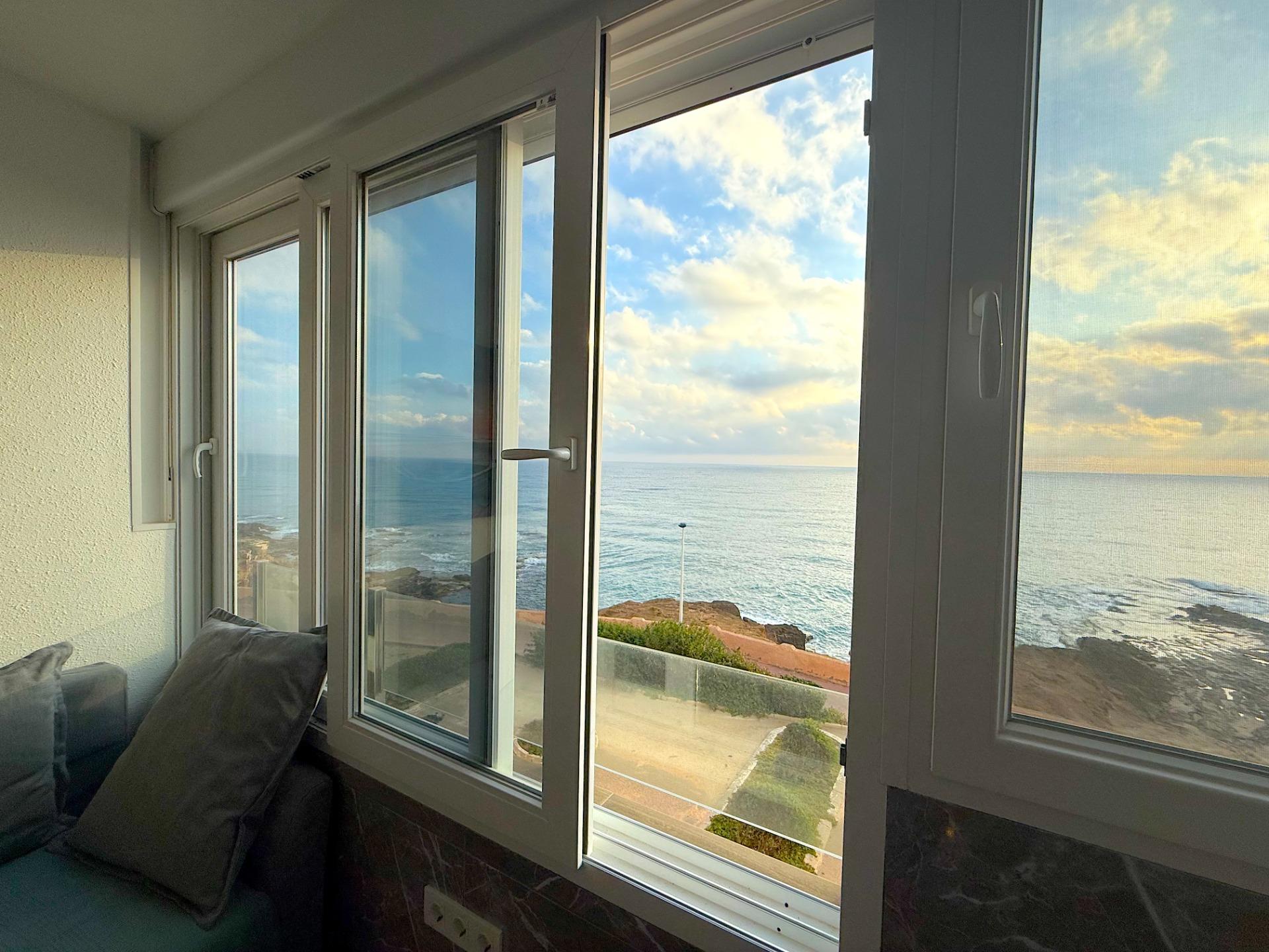 1 Bed, 1 Bath, ApartmentFor Sale, Torrevieja, Alicante