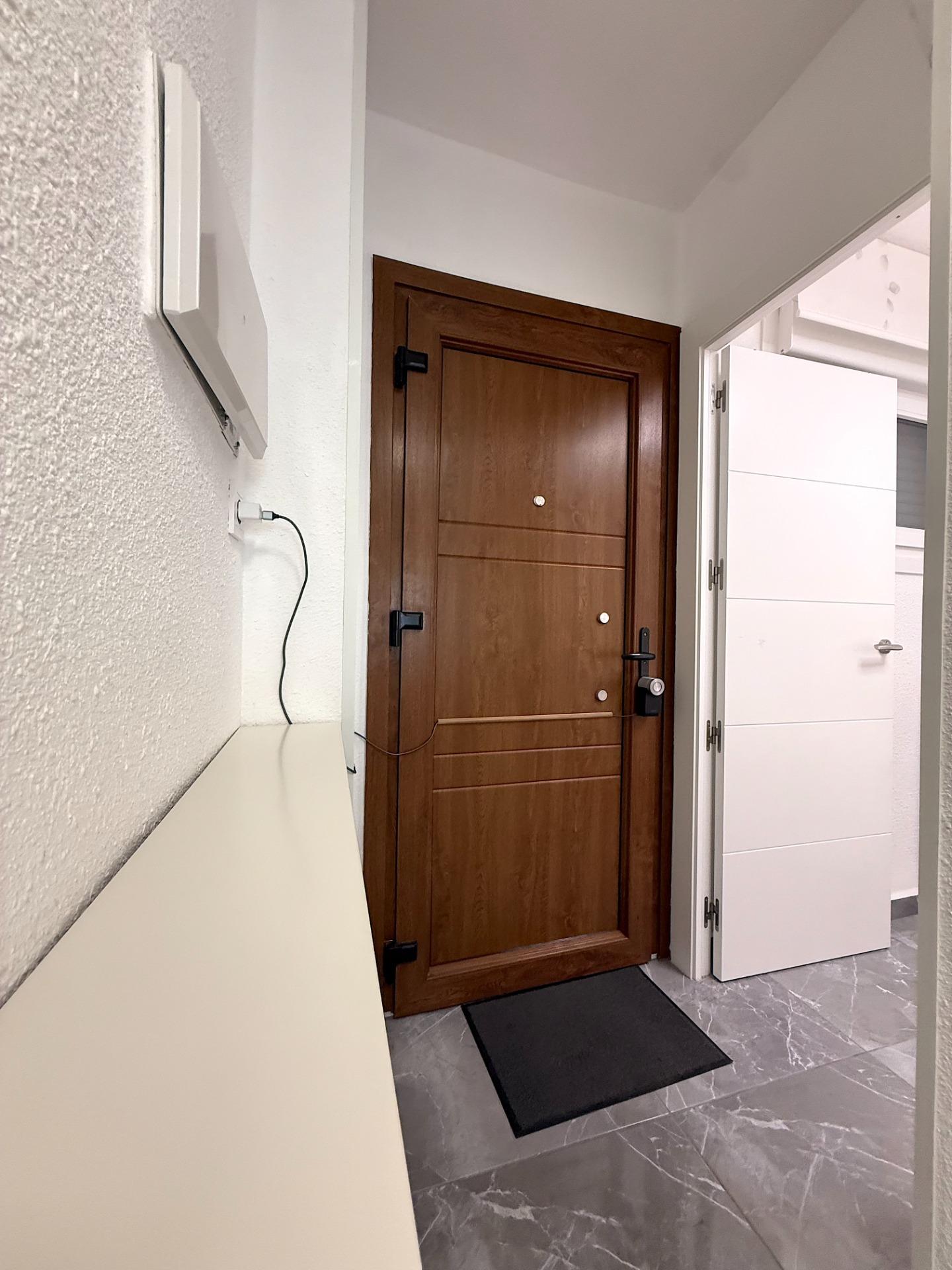 1 Bed, 1 Bath, ApartmentFor Sale, Torrevieja, Alicante