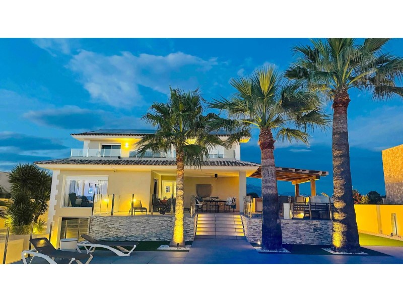 4 Bed, 3 Bath, HouseFor Sale, Alfas del Pi, Alicante