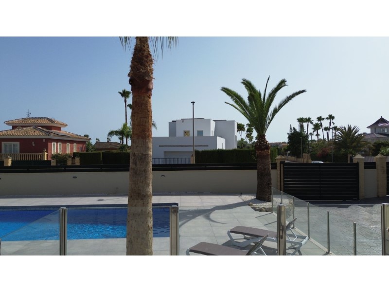 4 Bed, 3 Bath, HouseFor Sale, Alfas del Pi, Alicante