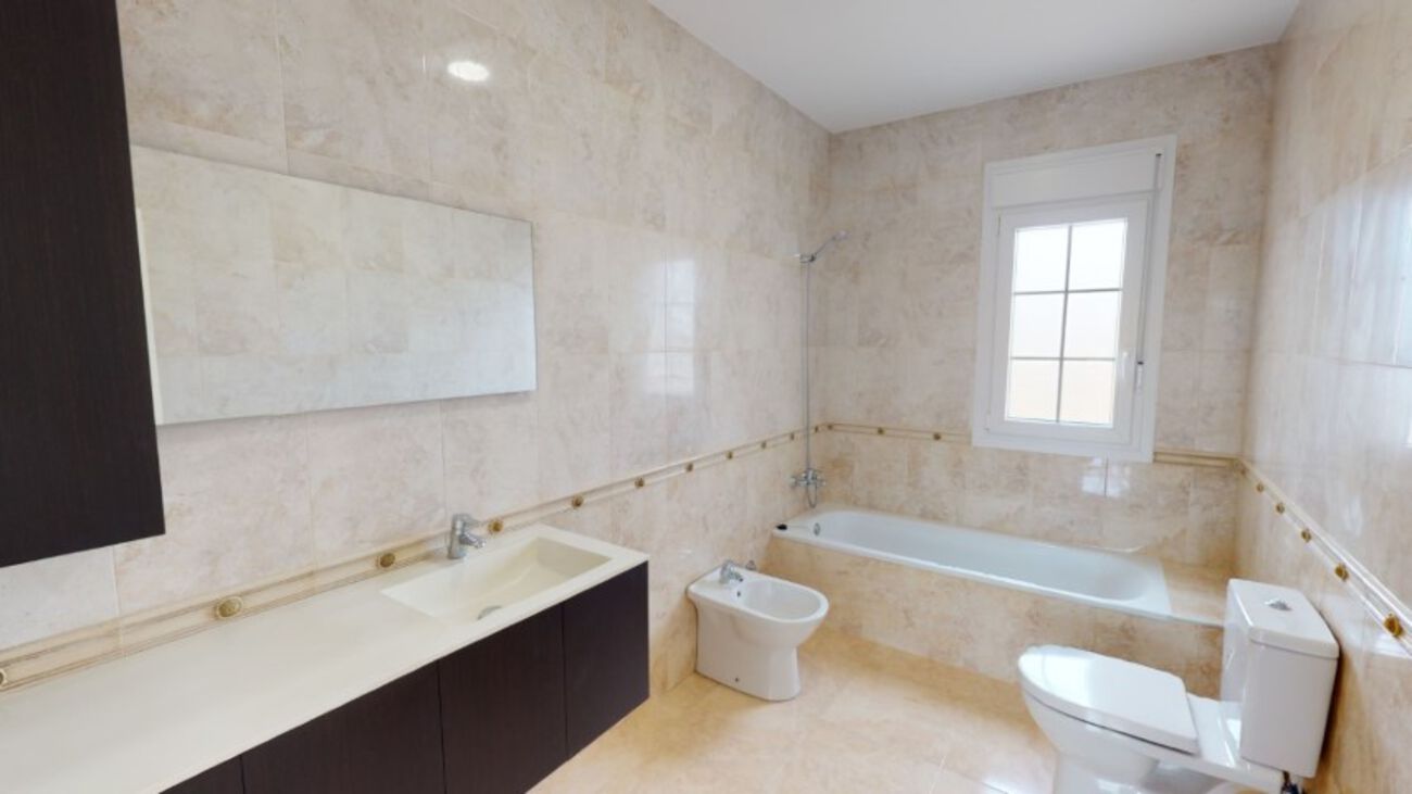 4 Bed, 4 Bath, HouseFor Sale, Cabo Roig, Alicante