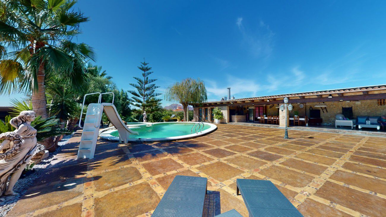 4 Bed, 4 Bath, HouseFor Sale, Almoradi, Alicante