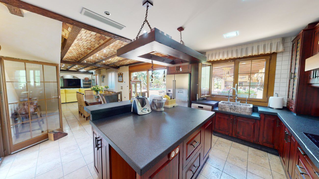 4 Bed, 4 Bath, HouseFor Sale, Almoradi, Alicante