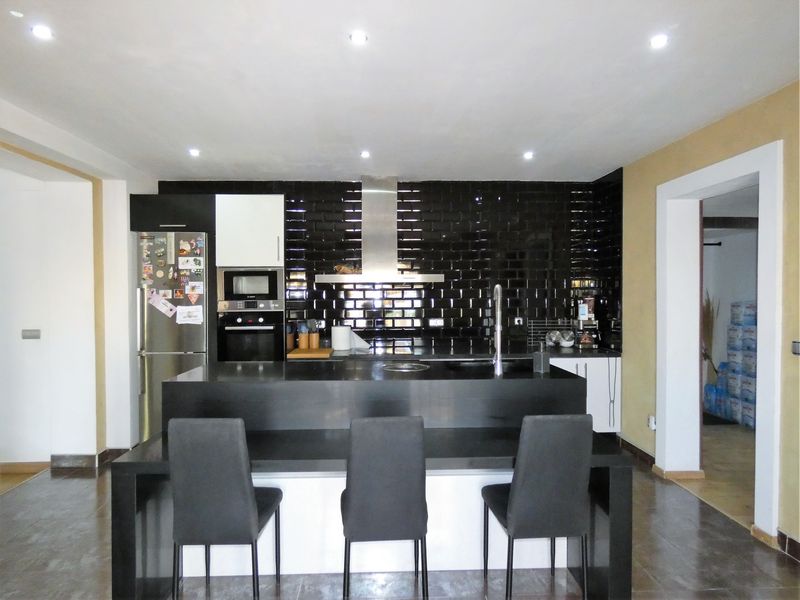 7 Bed, 3 Bath, HouseFor Sale, Orihuela, Alicante