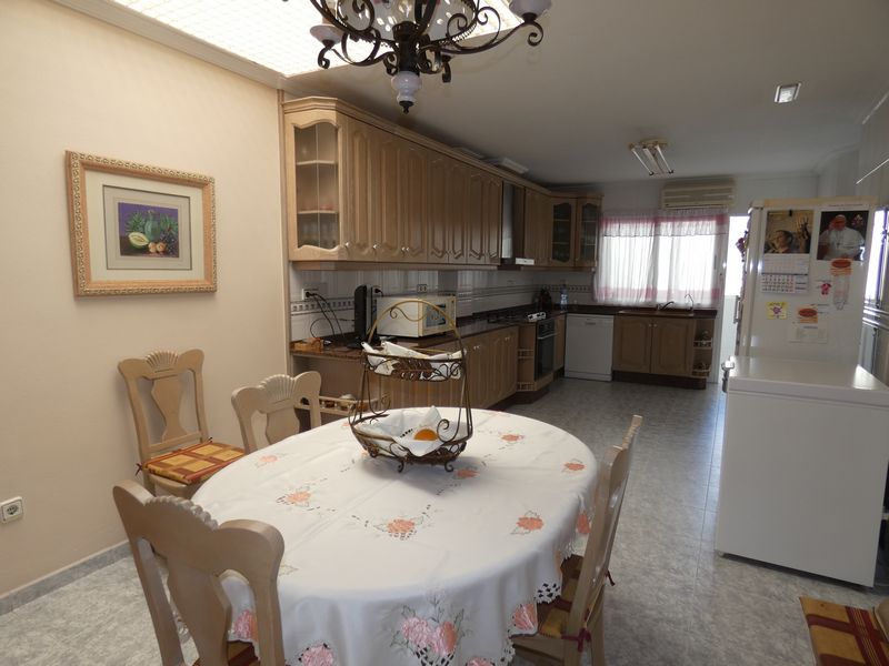 4 Bed, 4 Bath, HouseFor Sale, Almoradi, Alicante