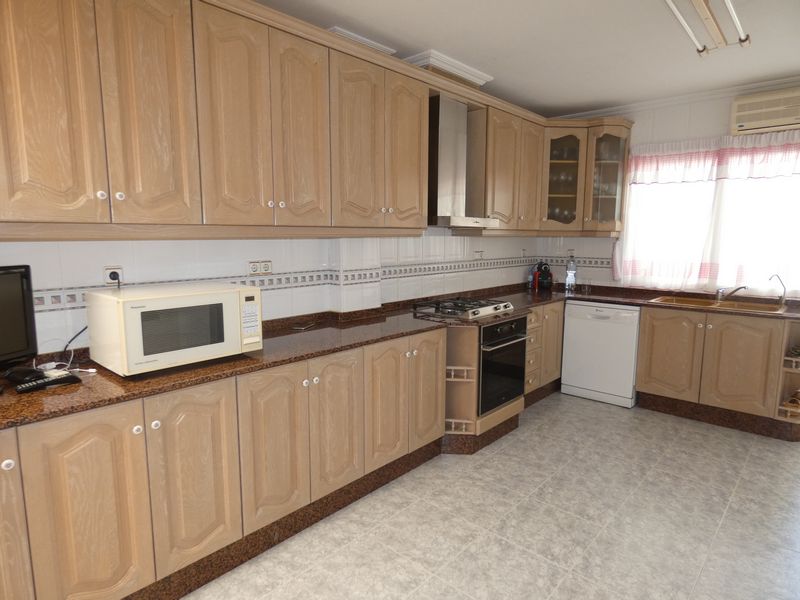 4 Bed, 4 Bath, HouseFor Sale, Almoradi, Alicante