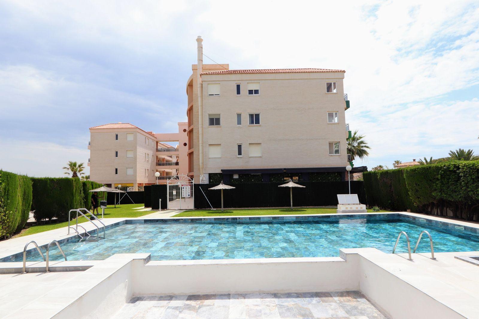 3 Bed, 2 Bath, ApartmentFor Sale, Torrevieja, Alicante