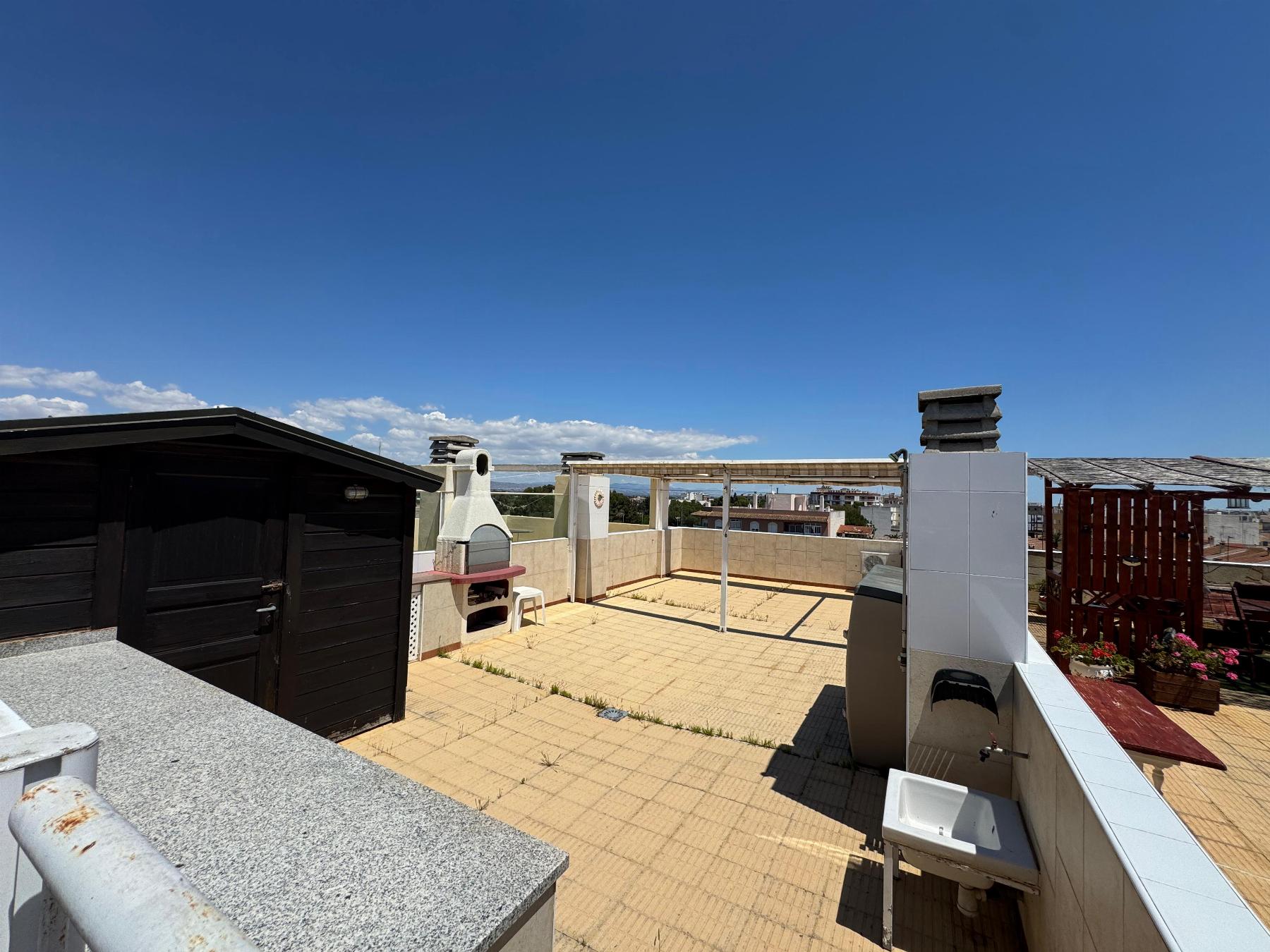 2 Bed, 1 Bath, ApartmentFor Sale, Almoradi, Alicante