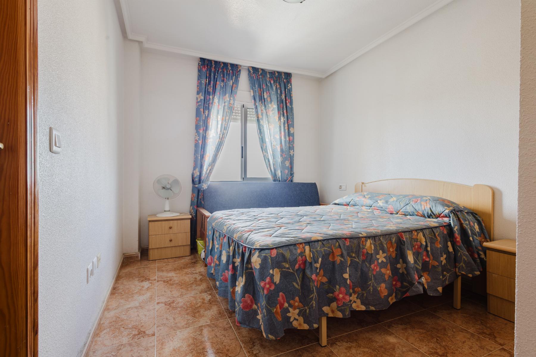 3 Bed, 2 Bath, ApartmentFor Sale, Torrevieja, Alicante