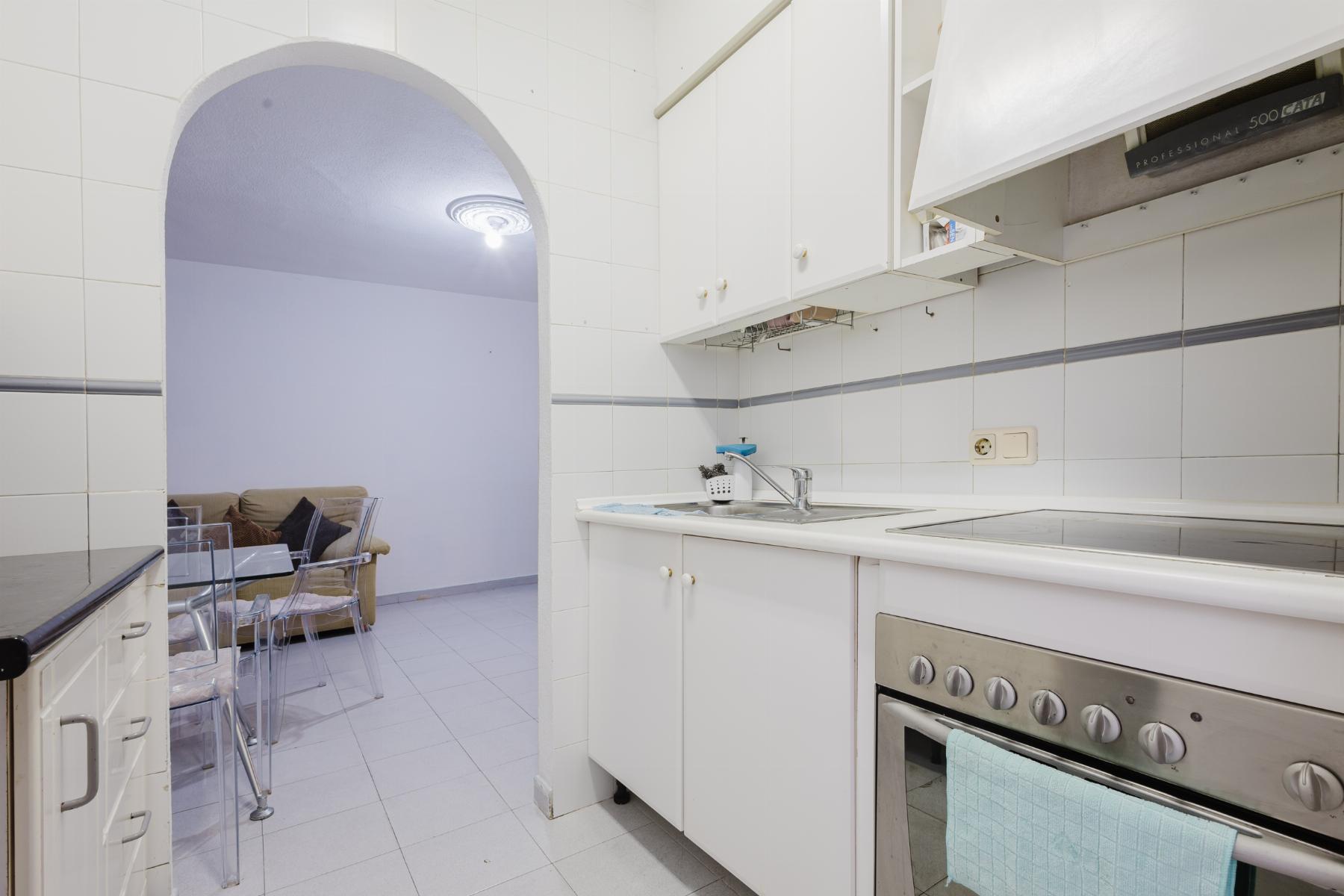 2 Bed, 1 Bath, ApartmentFor Sale, Torrevieja, Alicante
