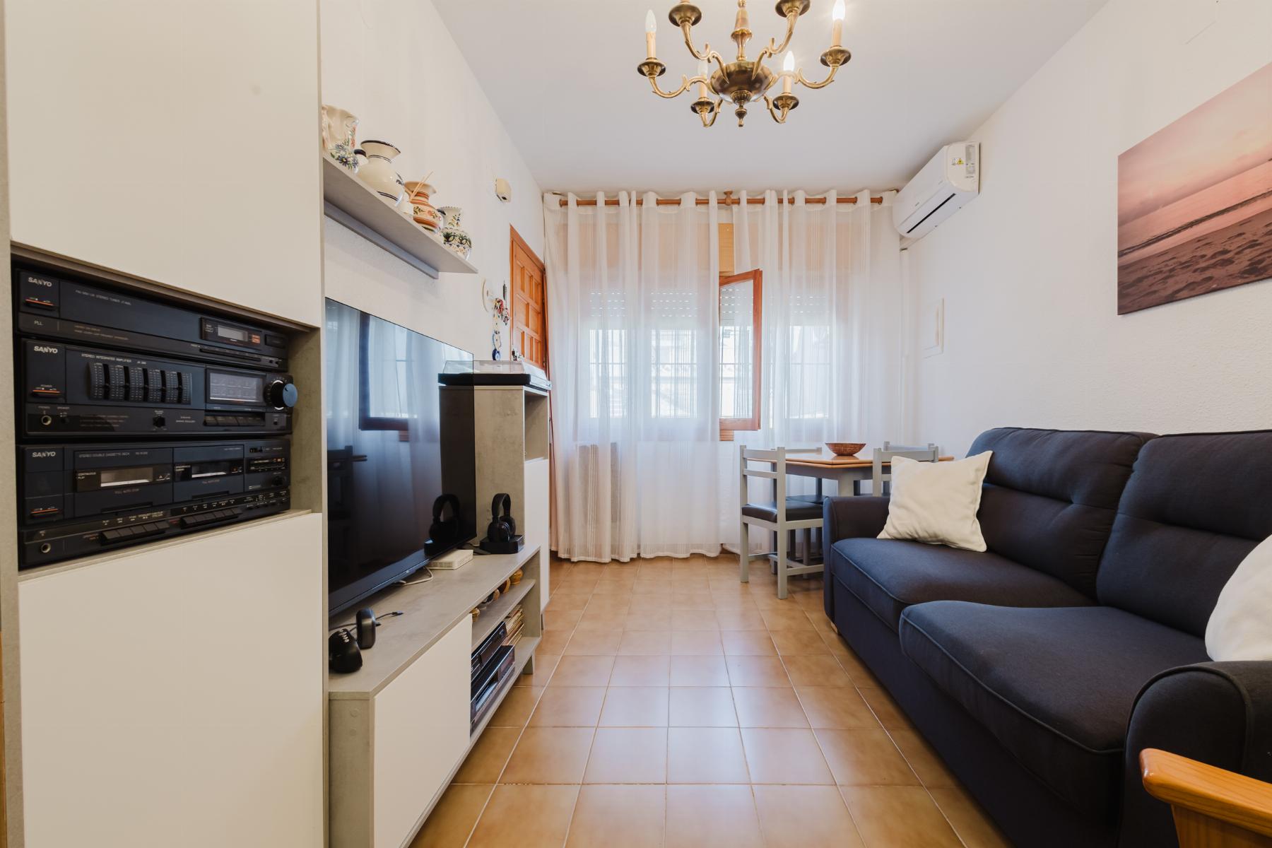 3 Bed, 1 Bath, HouseFor Sale, Torrevieja, Alicante