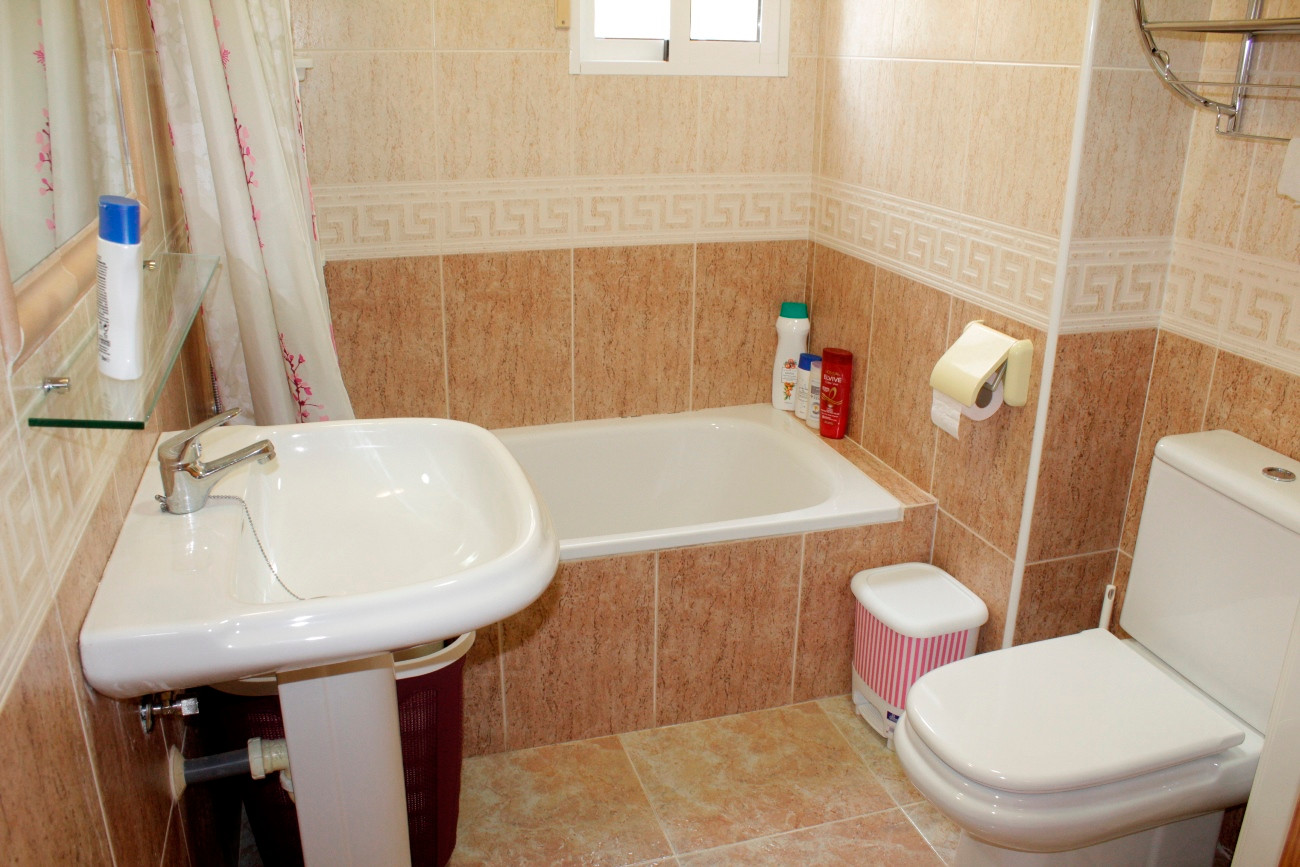 4 Bed, 3 Bath, HouseFor Sale, Torre De La Horadada, Alicante