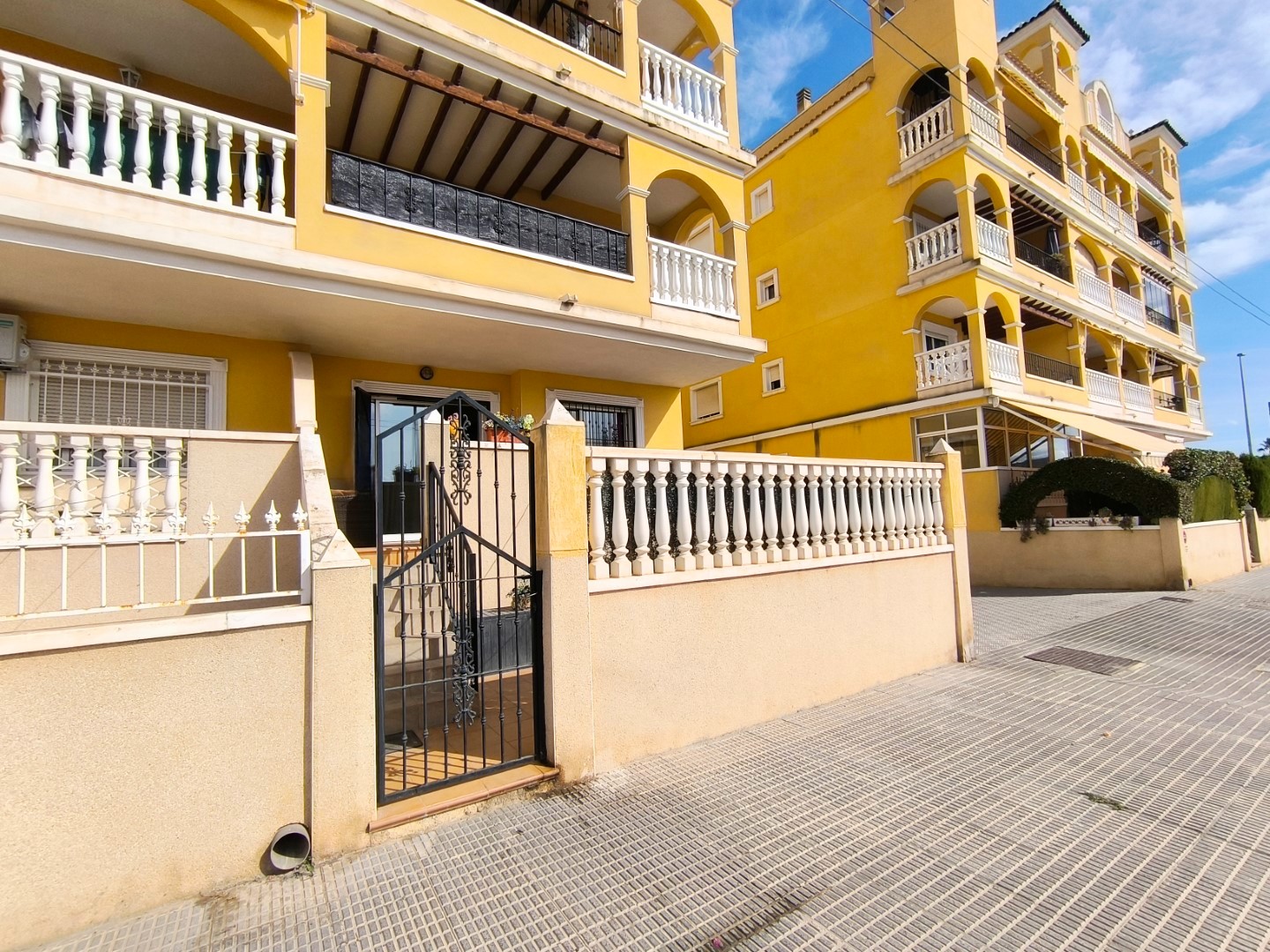 2 Bed, 1 Bath, ApartmentFor Sale, Algorfa, Alicante