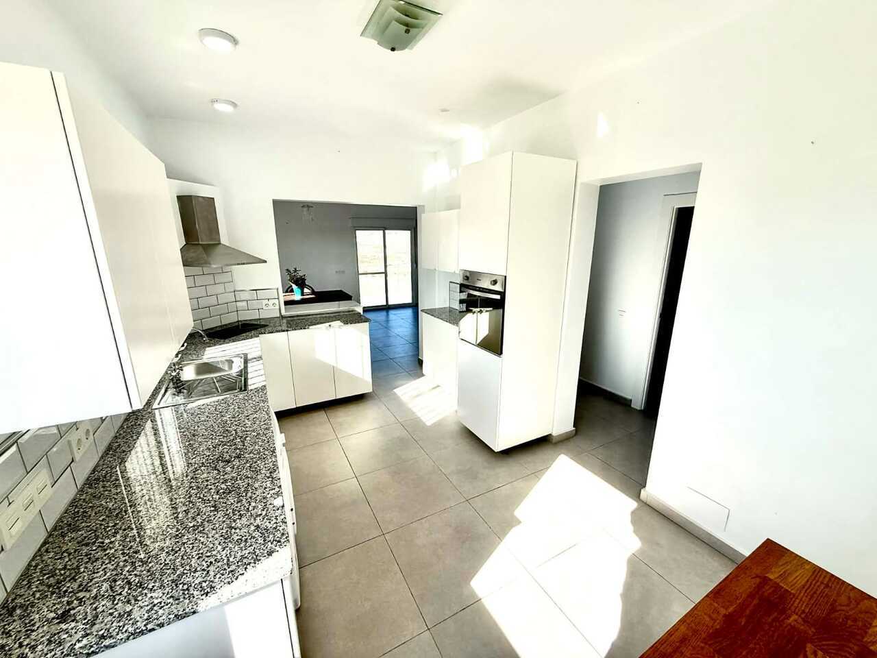 3 Bed, 2 Bath, HouseFor Sale, Fortuna, Murcia