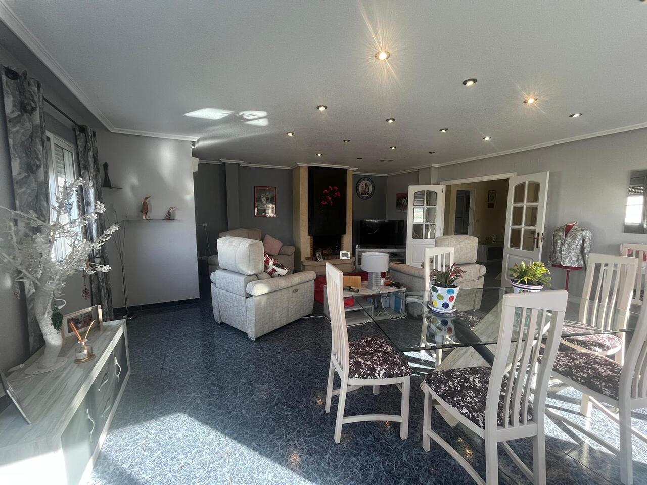 4 Bed, 2 Bath, ApartmentFor Sale, Algorfa, Alicante