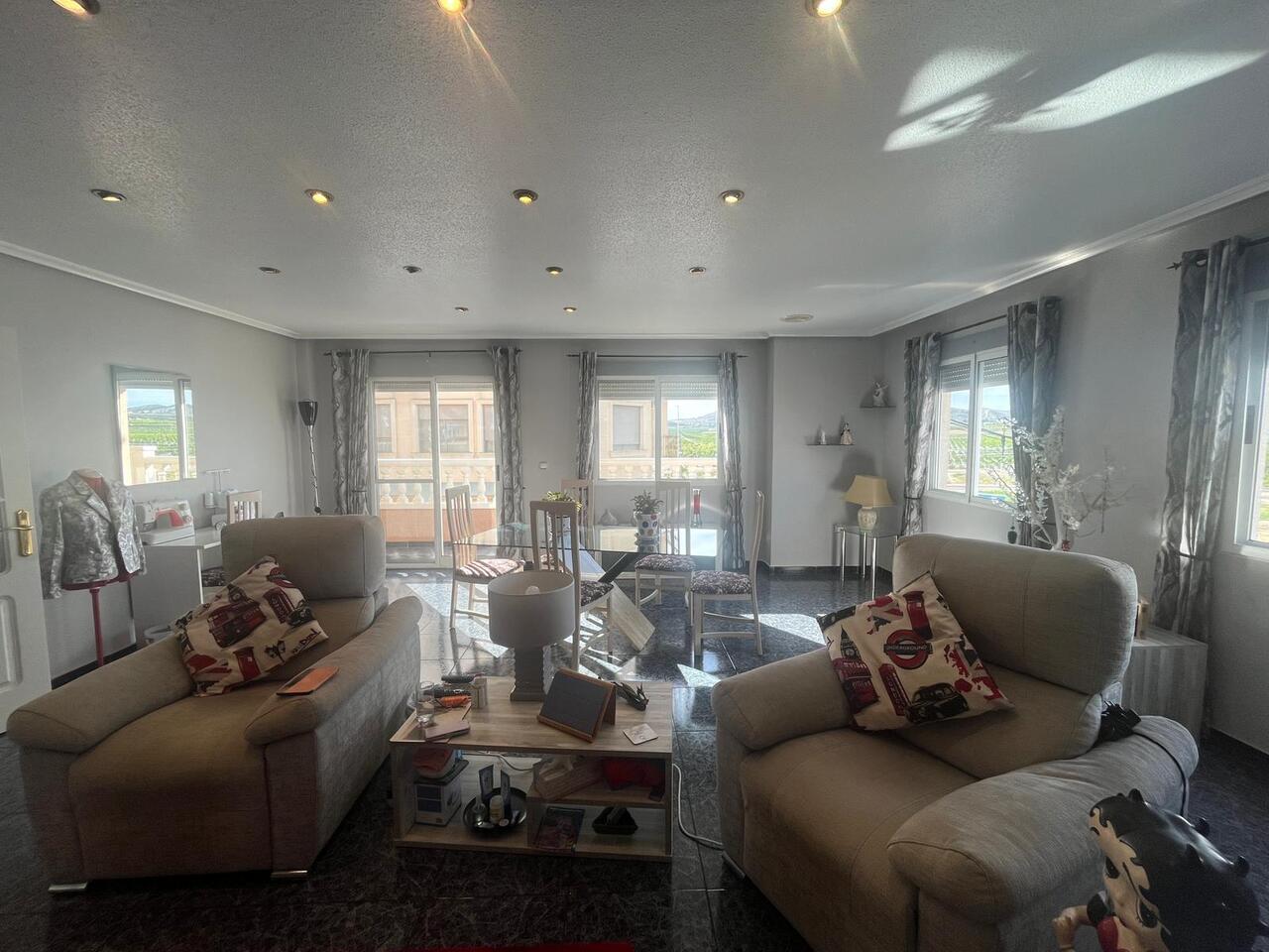 4 Bed, 2 Bath, ApartmentFor Sale, Algorfa, Alicante