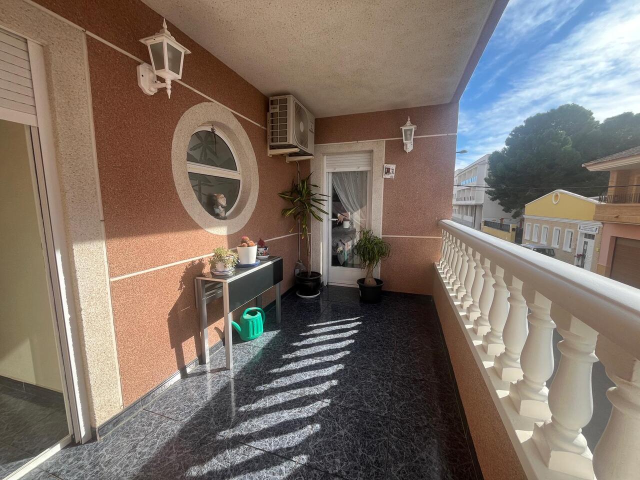 4 Bed, 2 Bath, ApartmentFor Sale, Algorfa, Alicante