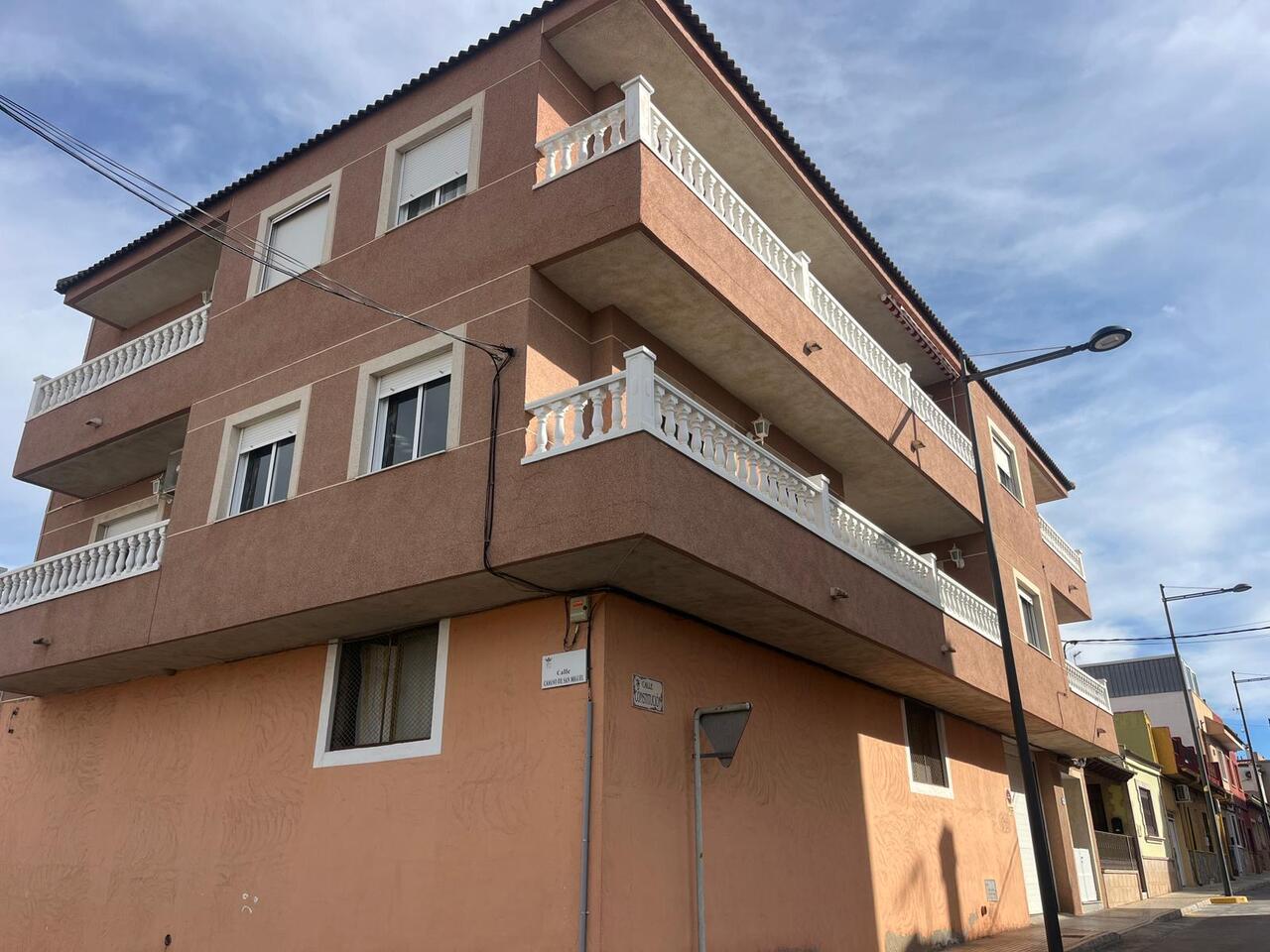 4 Bed, 2 Bath, ApartmentFor Sale, Algorfa, Alicante