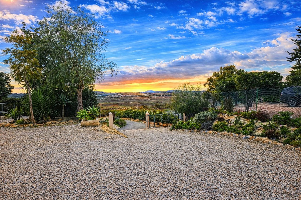 4 Bed, 3 Bath, HouseFor Sale, Torremendo, Alicante