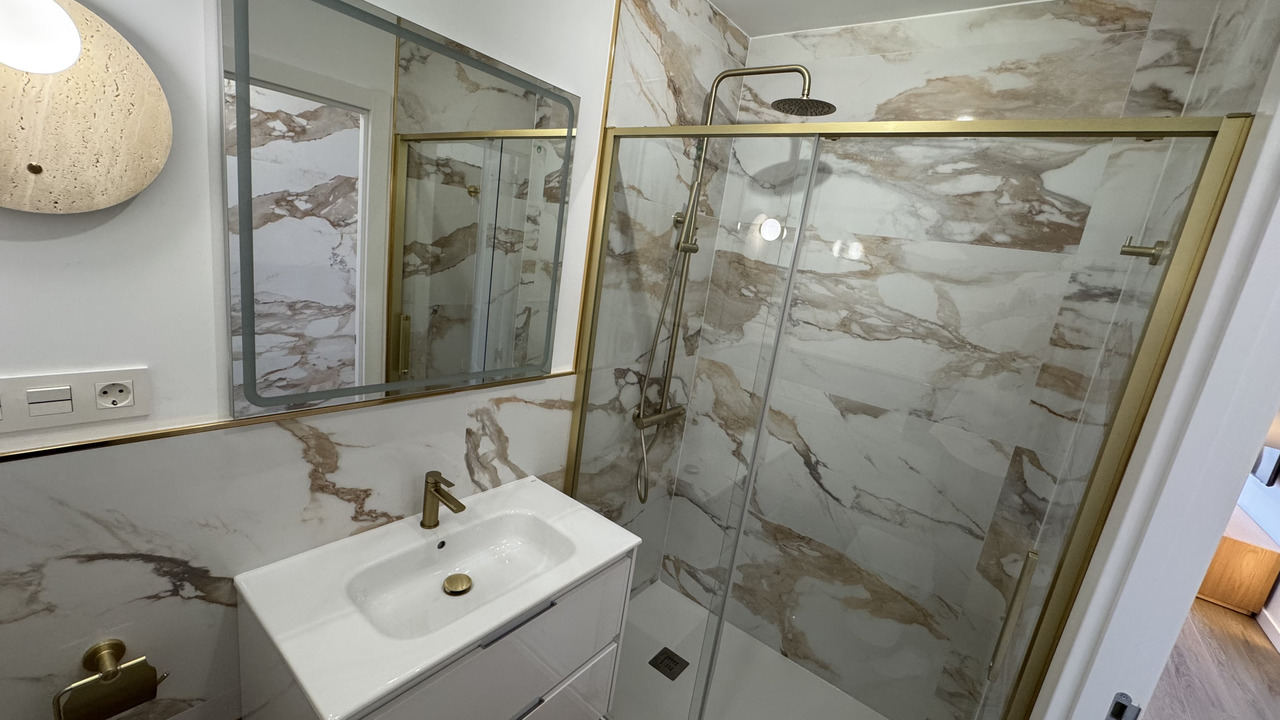 2 Bed, 1 Bath, ApartmentFor Sale, Punta Prima, Alicante