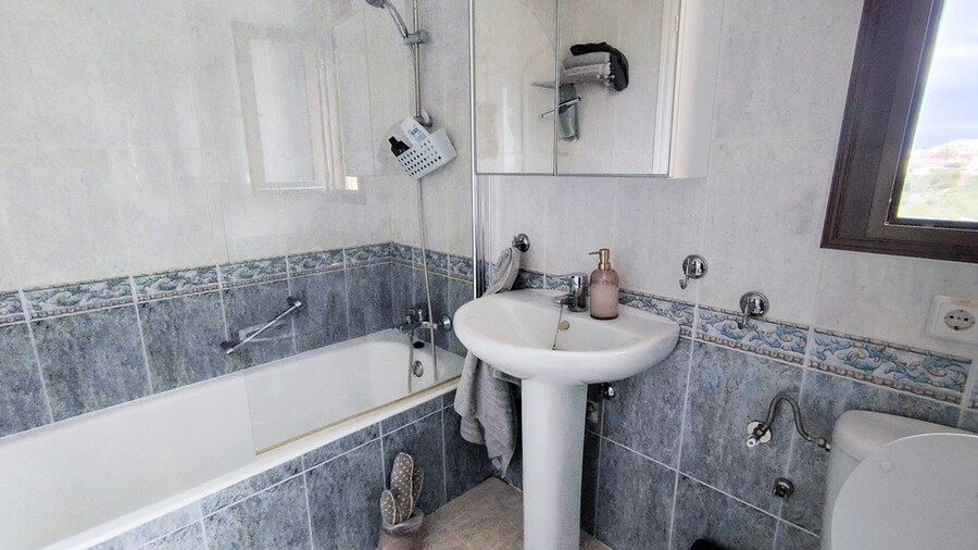 2 Bed, 1 Bath, ApartmentFor Sale, Ciudad Quesada, Alicante