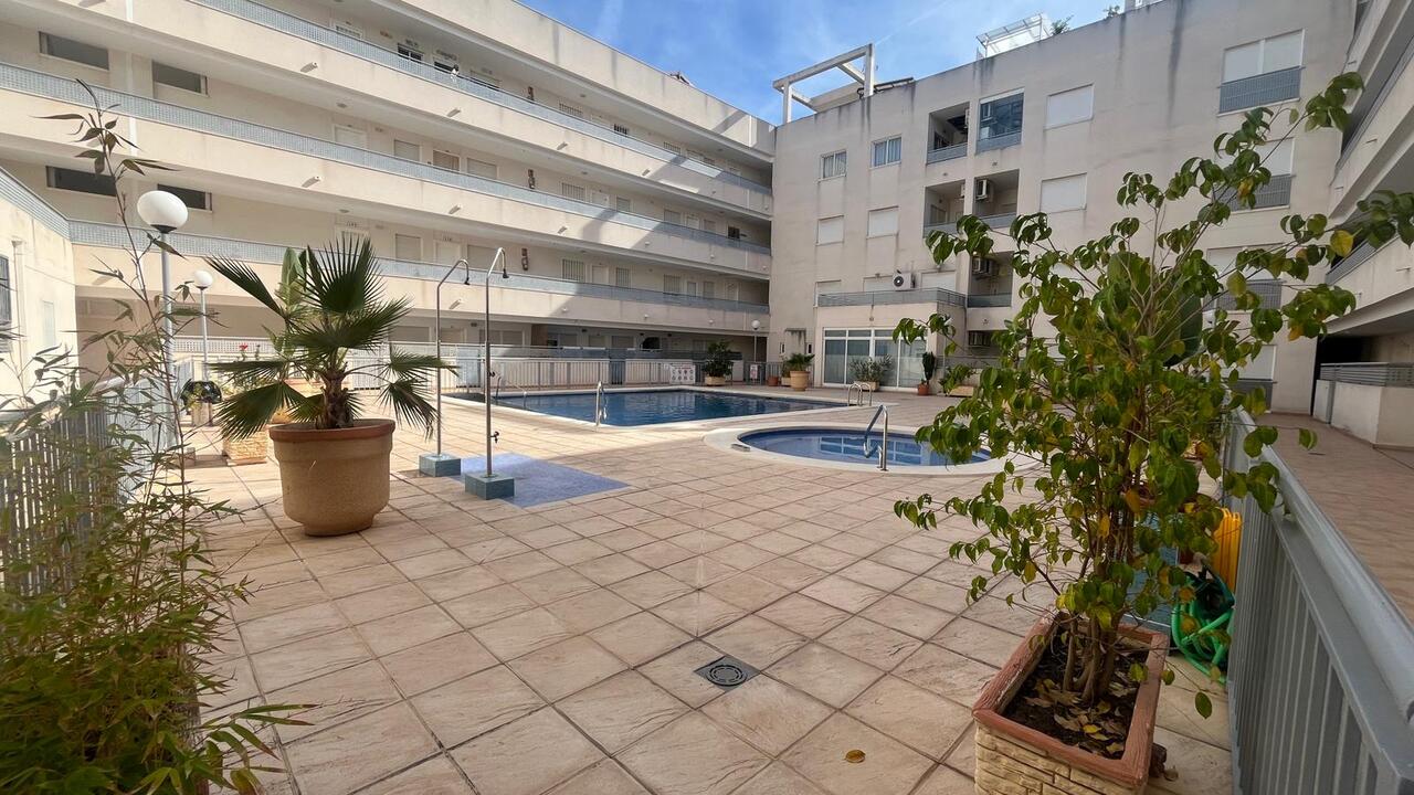 1 Bed, 1 Bath, ApartmentFor Sale, Almoradi, Alicante