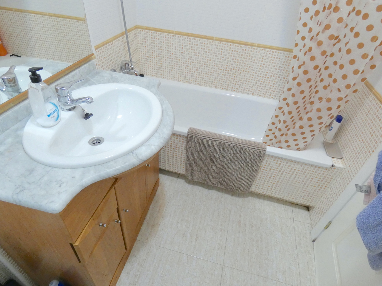 1 Bed, 1 Bath, ApartmentFor Sale, Almoradi, Alicante