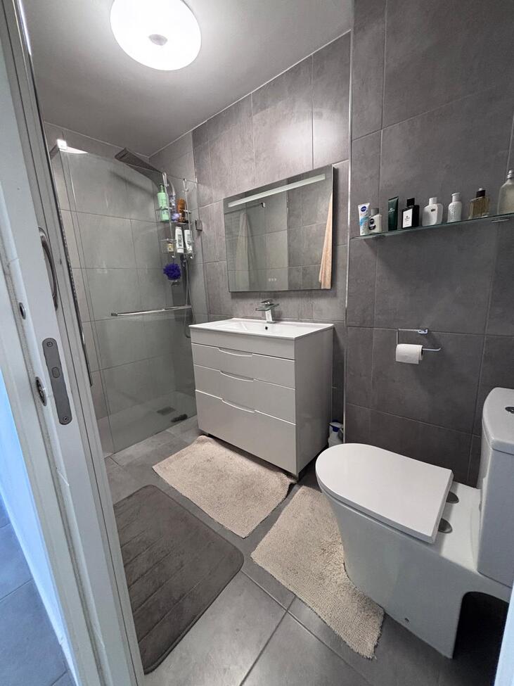 2 Bed, 1 Bath, ApartmentFor Sale, Villamartin, Alicante