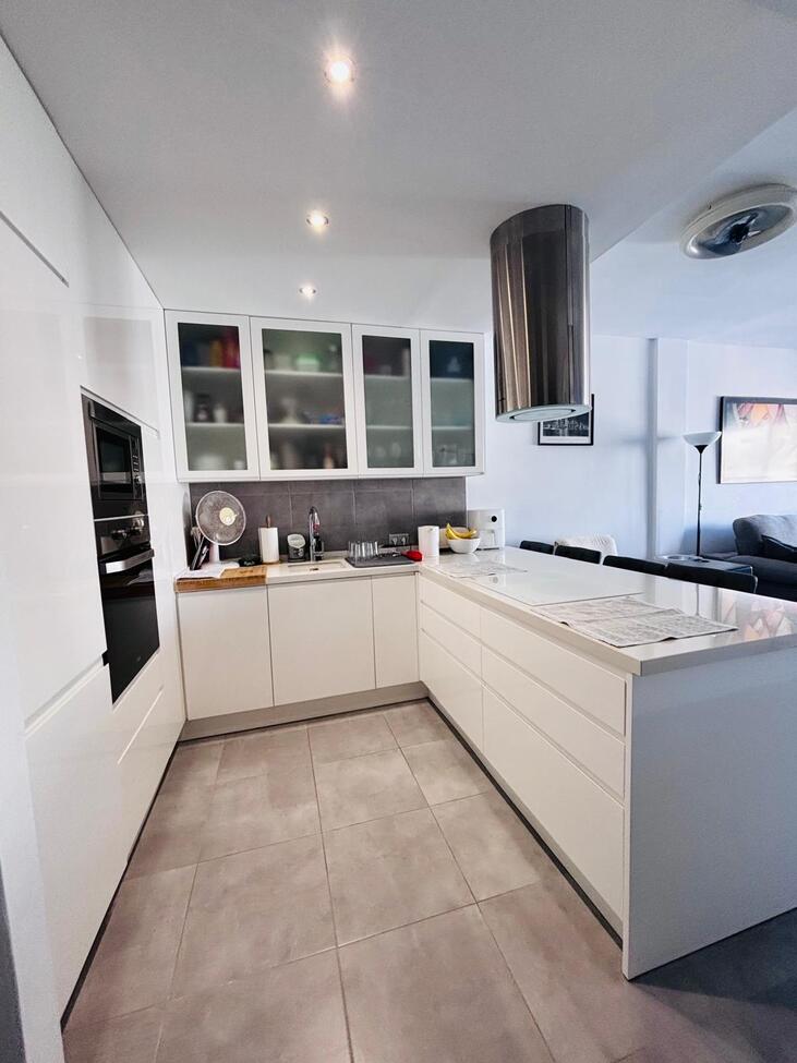 2 Bed, 1 Bath, ApartmentFor Sale, Villamartin, Alicante