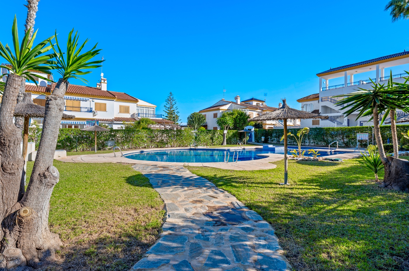 2 Bed, 1 Bath, ApartmentFor Sale, Pilar De La Horadada, Alicante