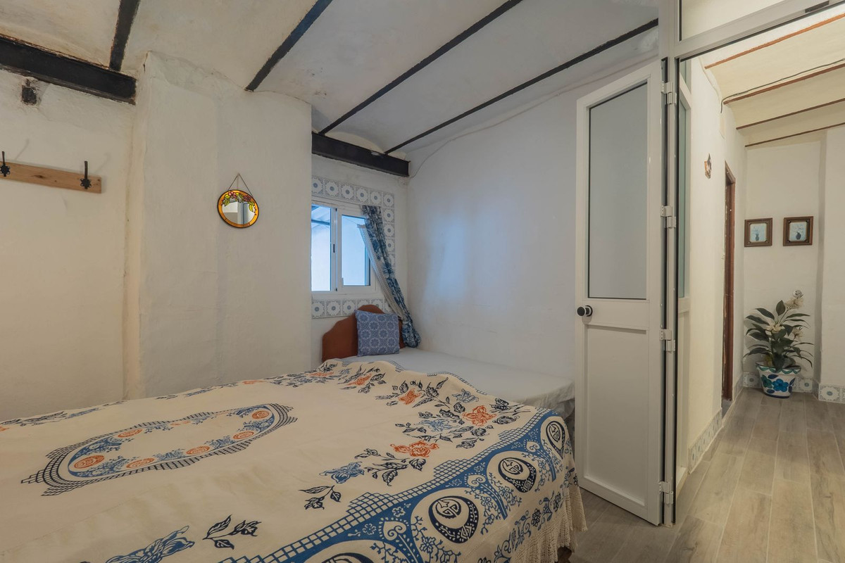 Alhaurin el Grande, Malaga, 5 Bedrooms Bedrooms, ,2 BathroomsBathrooms,For Sale,R5297503