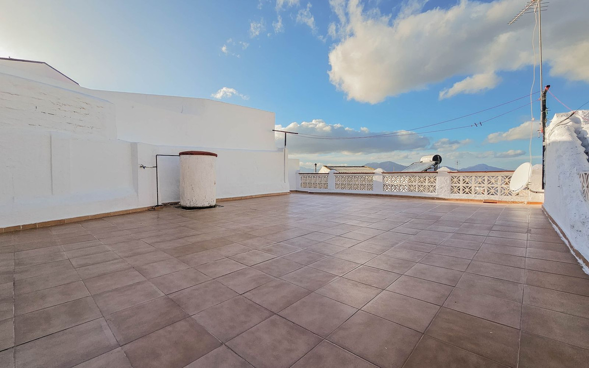 Alhaurin el Grande, Malaga, 5 Bedrooms Bedrooms, ,2 BathroomsBathrooms,For Sale,R5297503